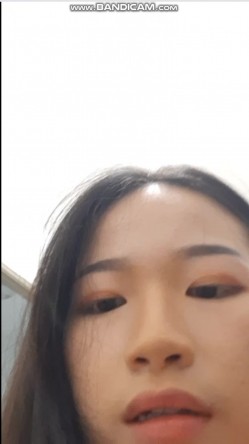 【堪比果条】全网独家首发2 模特视频面试被泄露【黄X惠】360度裸露特写，附生活照，高价自购 截图2