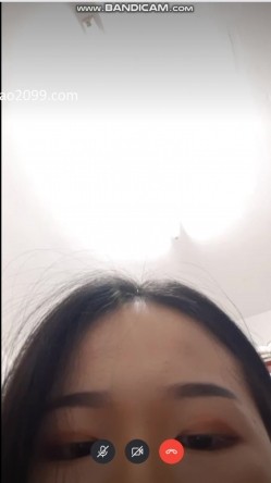 【堪比果条】全网独家首发2 模特视频面试被泄露【黄X惠】360度裸露特写，附生活照，高价自购 截图3