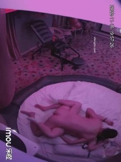 最新流出乐橙酒店情趣炮房偷拍 ️富姐找鸭在销魂椅干她最后加藤鹰手指搞得她爽嗨 截图13