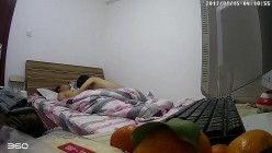 【360摄像头】偷拍少妇卖淫三年接待嫖客全记录，短发少妇，很敬业，客人一个接一个 截图2