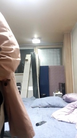 肥仔屌丝男约操漂亮美乳骚网红美女啪啪 多姿势无套速插 淫荡不停浪叫 宠物猫一旁观战 高清1080P原版无水印 截图1