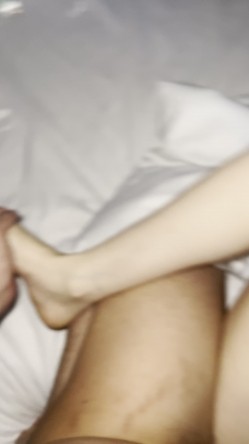 全网稀缺资源 最新高端淫妻私密群内部福利 玩虐露脸豪乳女神 调教母狗篇 截图12