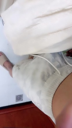 家中与小嫂子激情啪啪啪，无套猛操，简直爽歪歪！ 截图6