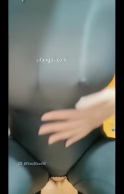 泄密流出 抖音 网红【娇姨 】超有气质漂亮少妇阿姨 巨乳 露点自慰 掰开B特写等 截图12
