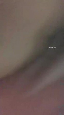新人!素颜女神家里偷偷播 掰穴道具自慰！又纯 又欲 100%恋爱的感觉 截图2