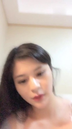 高颜值美乳白虎妹子双女啪啪 口交后入抽插上位骑乘呻吟娇喘最后口暴 截图16