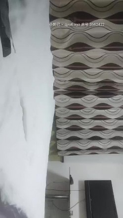 《东北小老弟探妓窝》炒股为由5月2第一视角偸拍吊钟大奶熟女全套服务强烈要求无套射腚沟上 截图3