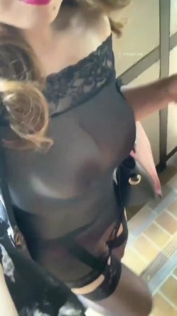 【巨乳肥臀人妻】，NTR绿帽网黄【kamenyuimama】订阅福利，调教熟女妻子，招嫖群P露出 截图4