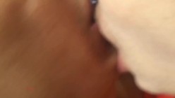极品熟女 第一视角近距离贴脸开大，疯狂艹逼，亲吻情意绵绵，叫声特淫荡特刺激！ 截图9