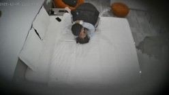 酒店偷拍 年轻情侣白月光美女我见犹怜惹得男友恨不能精尽人亡连续干了几次 截图2