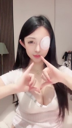 骚逼主播【鹅妹妹】仙女颜值,裸舞很专业,奶大逼粉,掰逼诱惑,道具自慰,裸舞诱惑,包射 截图12