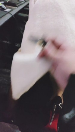 超顶级绿帽博主，【暖暖小淫妻】上，看老婆被各单男干，这么极品的老婆太少见了 截图11