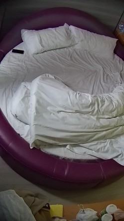 情趣台 真羡慕男人有丰满的媳妇儿 那冲撞给到的回弹反馈是真的想象不出来的舒服 还炮炮内射 截图1