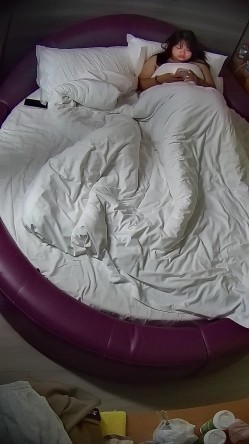 情趣台 真羡慕男人有丰满的媳妇儿 那冲撞给到的回弹反馈是真的想象不出来的舒服 还炮炮内射 截图4