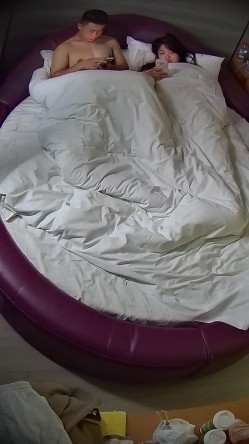 情趣台 真羡慕男人有丰满的媳妇儿 那冲撞给到的回弹反馈是真的想象不出来的舒服 还炮炮内射 截图10