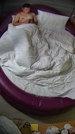 情趣台 真羡慕男人有丰满的媳妇儿 那冲撞给到的回弹反馈是真的想象不出来的舒服 还炮炮内射 截图14
