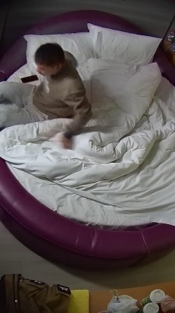 情趣台 真羡慕男人有丰满的媳妇儿 那冲撞给到的回弹反馈是真的想象不出来的舒服 还炮炮内射 截图16