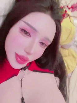 穷人女神金主母狗！巨乳绿茶婊【顾灵曦】私拍福利，吃屌车震道具自慰，被土豪无套射了满背 截图15