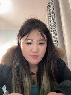 ️精神小妹【chunxiaoquqn】新晋精神小妹团播、几个年轻闺蜜一起下海赚钱 截图10