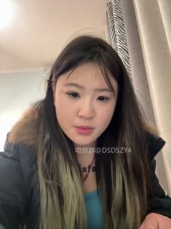 ️精神小妹【chunxiaoquqn】新晋精神小妹团播、几个年轻闺蜜一起下海赚钱 截图15