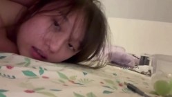 【B级别泄密】，分手后被渣男流出的性爱视频，19岁学生妹，无套内射，完美露脸 截图11