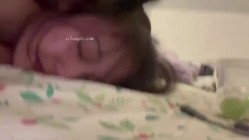 【B级别泄密】，分手后被渣男流出的性爱视频，19岁学生妹，无套内射，完美露脸 截图14