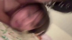 【B级别泄密】，分手后被渣男流出的性爱视频，19岁学生妹，无套内射，完美露脸 截图16