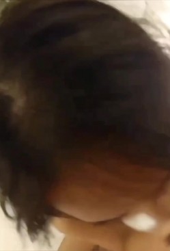 操露脸护士女友 她最喜欢我舔她的粉逼再内射她 截图7