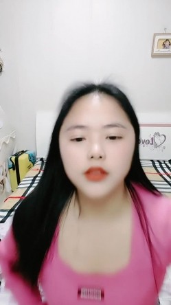 推荐!!【风骚姐姐】【安放】良家小姐姐大尺度情趣诱惑~肤白貌美，极品尤物，谁能干她一炮！ 截图3