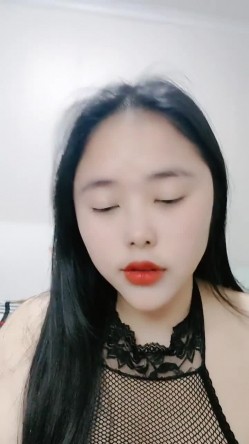 推荐!!【风骚姐姐】【安放】良家小姐姐大尺度情趣诱惑~肤白貌美，极品尤物，谁能干她一炮！ 截图16
