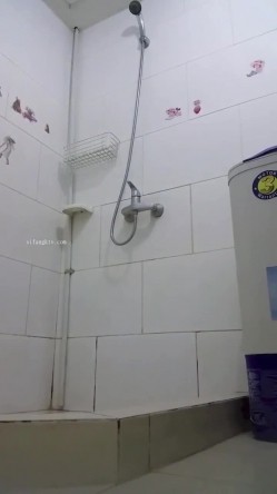 堪比名门夜宴系列 ️模特公司提前做好手脚模特群钓鱼超多小姐姐宾馆试镜换衣洗澡全程被记录 截图1