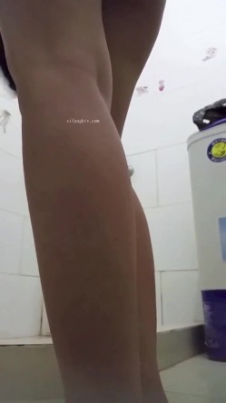堪比名门夜宴系列 ️模特公司提前做好手脚模特群钓鱼超多小姐姐宾馆试镜换衣洗澡全程被记录 截图4