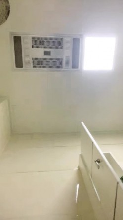 内裤塞嘴【鸭宝吖】缸塞 拍胸 滴蜡 多道具自慰~我撸了 爽 截图8