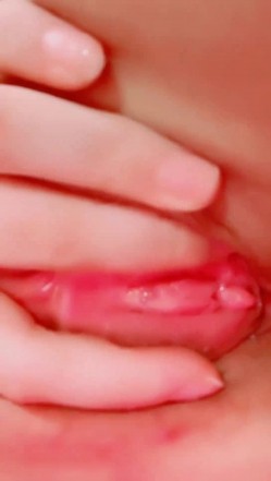 萌萌哒可爱校花学妹【嗯嗯嗯啊】完美咪咪！~小粉穴无污染 截图4