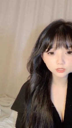 萌萌哒可爱校花学妹【嗯嗯嗯啊】完美咪咪！~小粉穴无污染 截图16