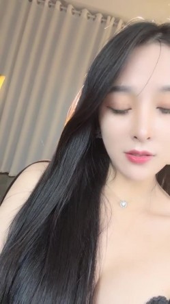 露脸女神！明星气质颜值的温柔女神【上帝是个女孩】土豪高价定制~情趣装道具紫薇猛插粉B好激动 截图2