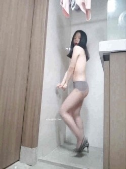 青春无敌 推特现役B站极品反差舞蹈UP主美少女【CErNL】金主定制，喷血裸舞+磕头道歉认主 截图12