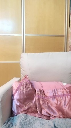 颜值区女神下海，【老实的女人】，明星脸魔鬼身材，一对大白兔吸睛指数高，露逼还挺肥美，跳蛋塞穴超级妩媚 截图15