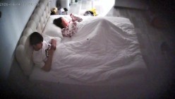 酒店偷拍连续3天入住表面乖巧实际反差的可爱女友换各情趣拍照和男友啪啪 截图6