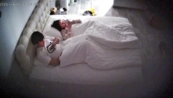 酒店偷拍连续3天入住表面乖巧实际反差的可爱女友换各情趣拍照和男友啪啪 截图9