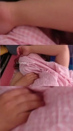 【极品淫妻 ️疯狂绿帽】蜜桃臀超淫妻『青青』绿帽老公找猛男操爱妻 前裹后怼 全无套操 粉丝群交篇 高清720P原版 截图10