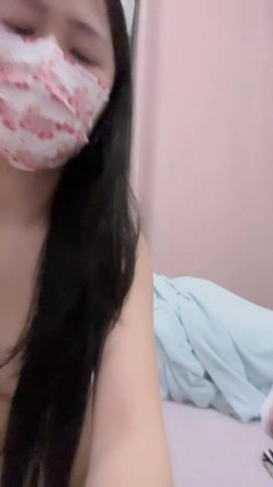 气质温柔颜值美女！密码房大尺度自慰！多毛骚穴跳蛋震动，地板上假屌骑乘位，搞的骚穴流淫水 截图15