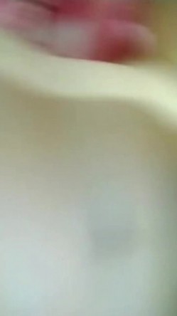 48岁老阿姨，小伙子中意，活儿很棒，含的鸡巴好火热，戴套就干，射得爽爆！ 截图6
