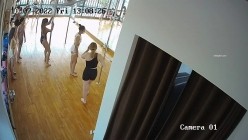 【破解摄像头】舞蹈室小姐姐各种舞蹈练功换衣服 截图11