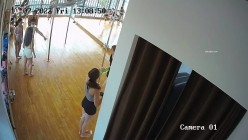 【破解摄像头】舞蹈室小姐姐各种舞蹈练功换衣服 截图14