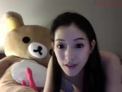 ️亚裔女神【Asia Fox】极品身材的亚洲美女 性欲来了拉着男友后入吃鸡 截图7