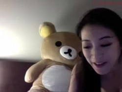 ️亚裔女神【Asia Fox】极品身材的亚洲美女 性欲来了拉着男友后入吃鸡 截图11