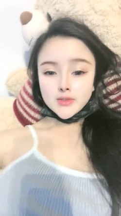 高颜值骚气妹子【童颜巨乳】跳蛋震动肥逼，近距离特写搞得很湿毛毛非常浓密，很湿诱惑 截图13