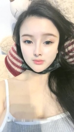 高颜值骚气妹子【童颜巨乳】跳蛋震动肥逼，近距离特写搞得很湿毛毛非常浓密，很湿诱惑 截图14
