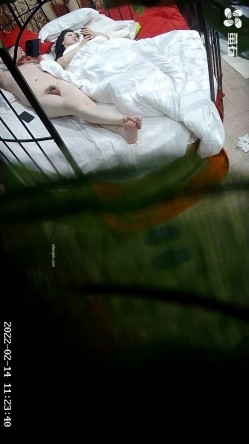 【萤石云酒店 ️极品流出】情人节快乐特辑 ️颜射内射捆绑震动棒 男女激情四射 捆绑 SM 指交 口交 高清1080P版 截图6